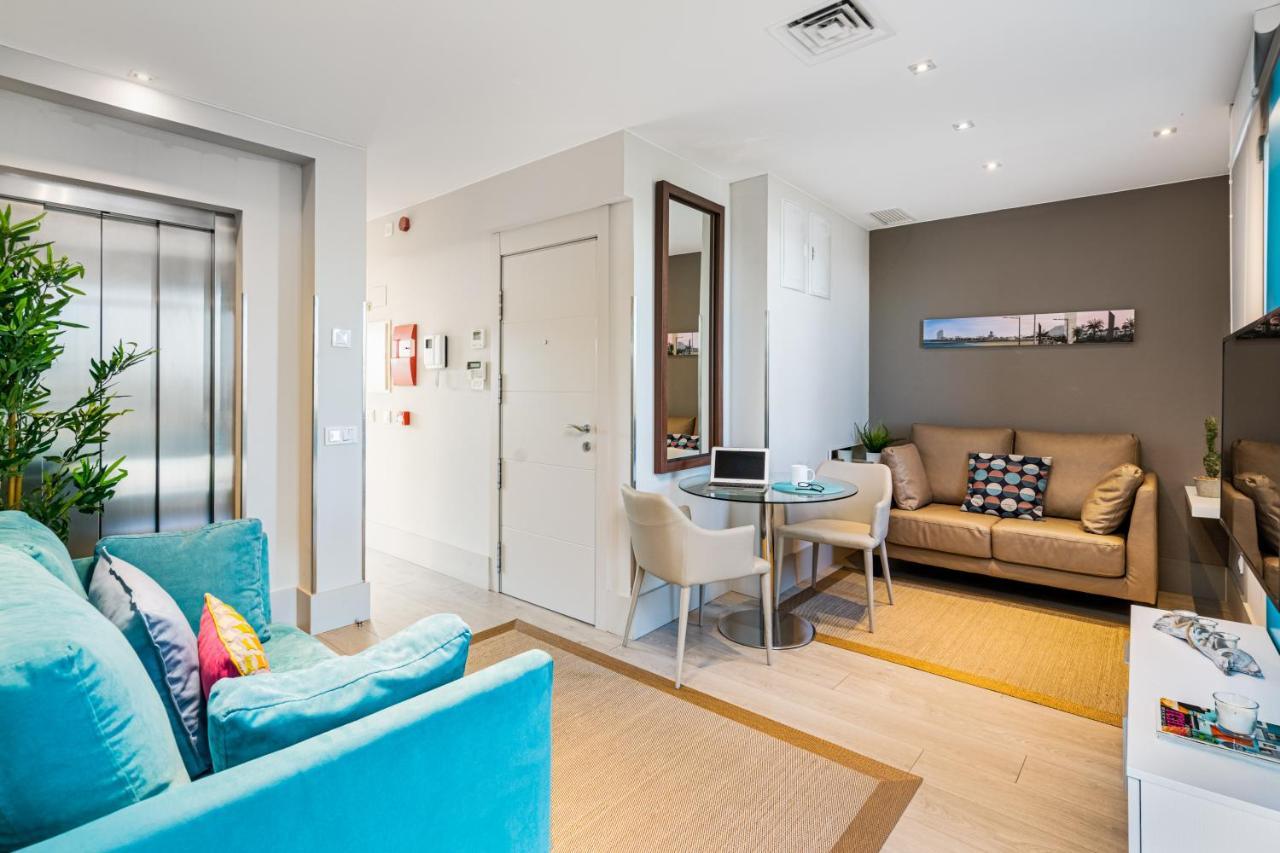 Kronos On The Beach Suite 3 Barcelona Exterior photo